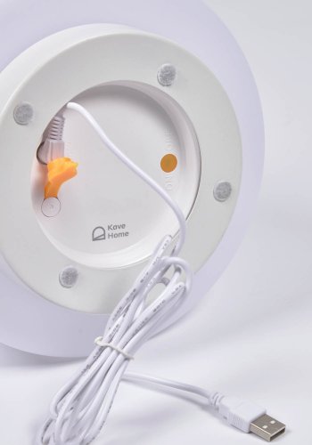 KAVE HOME Udiya bordlampe - naturlig kunstskinn og hvit polyetylen/jern