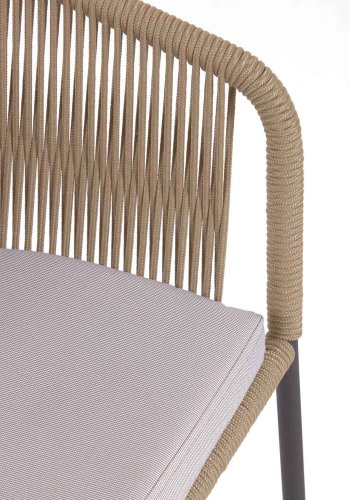 KAVE HOME Yanet spisebordstol, med stoffpute - beige tau og stl