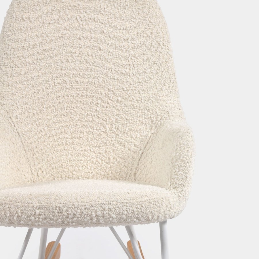 KAVE HOME Ivette gyngestol for barn, med armlener - hvitt stoff/stl og brunt asketre 