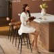 VASAGLE EKHO Kollektion - Barstole S�t med 2 drejelige barstole med rygl�n Kunstl�der med syninger Mid-Century Modern stil 76 cm h�j K�kken Hjemmebar Karamelbrun LBC889K01