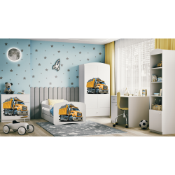 Babydreams juniorseng med lastbil, m. madras, sengehest og skuffe - hvid laminat (180x80)