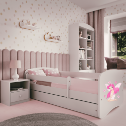 Babydreams juniorseng med fe med sommerfugle, m. madras, sengehest, skuffe - hvid laminat (140x70)