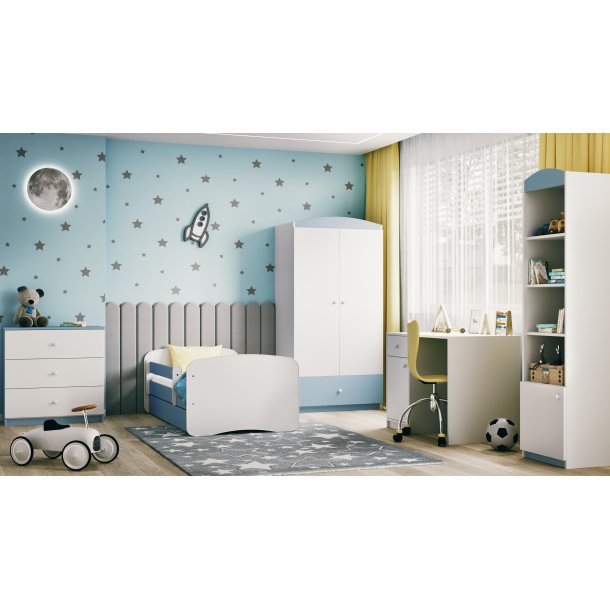 Babydreams juniorseng, m. madras, sengehest, skuffe - hvid og bl laminat (140x70)