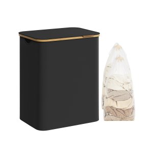 SONGMICS Tv&auml;ttkorg med lock, stor tv&auml;ttkorg med 2 sektioner, 130 l, avtagbart n&auml;tfoder, Oxfordtyg, bambuhandtag, hopf&auml;llbar, 52 x 38,5 x 70,5 cm, bl&auml;cksvart LCB513B01