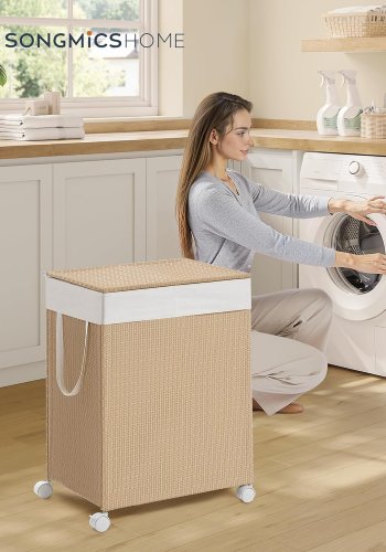 SONGMICS HOME W�schekorb mit 2 F�chern, 100 l, W�schesortierkorb auf Rollen mit Deckel, W�schesack mit Griff, Rattanoptik, f�r Waschk�che und Badezimmer, Naturbeige, Mattwei�, LCB601N01