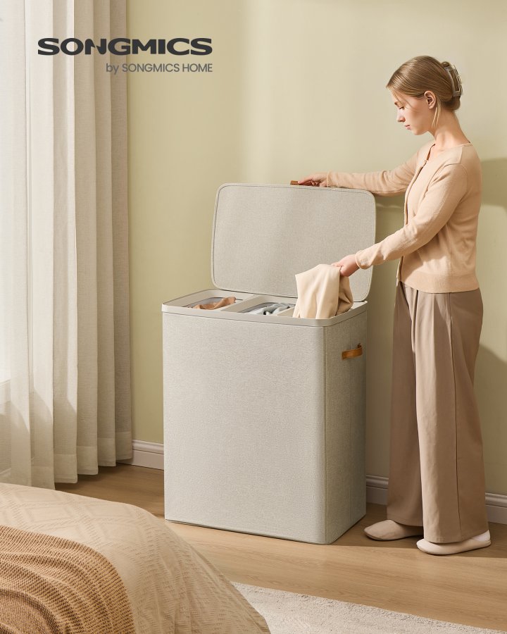 SONGMICS tv&auml;ttkorg, 190 l tv&auml;ttkorg med tre fack, med lock och handtag, avtagbara foder, enkel montering, 64 x 40 x 75 cm, cappuccino beige LCB814LH01