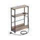 VASAGLE Slim sidebord med str�mskinne, 3-lags sengebord, sofaende, til sm� rum, magasinholder, stue, sovev�relse, kontor, lynggr� og bl�ksort LET335K05