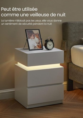 VASAGLE Sengebord, med justerbar flerfarvet LED-strip, 3 skuffer, moderne sidebord, 35 x 40 x 55 cm, hvid LET630T10