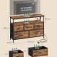SONGMICS BELLAH Kollektion - Sovev�relseskommode, opbevaringsm�bel, justerbar LED-belysning, str�mskinne, 1 hylde, 5 skuffer, industriel stil, rustik brun og bl�ksort LGS723KD01