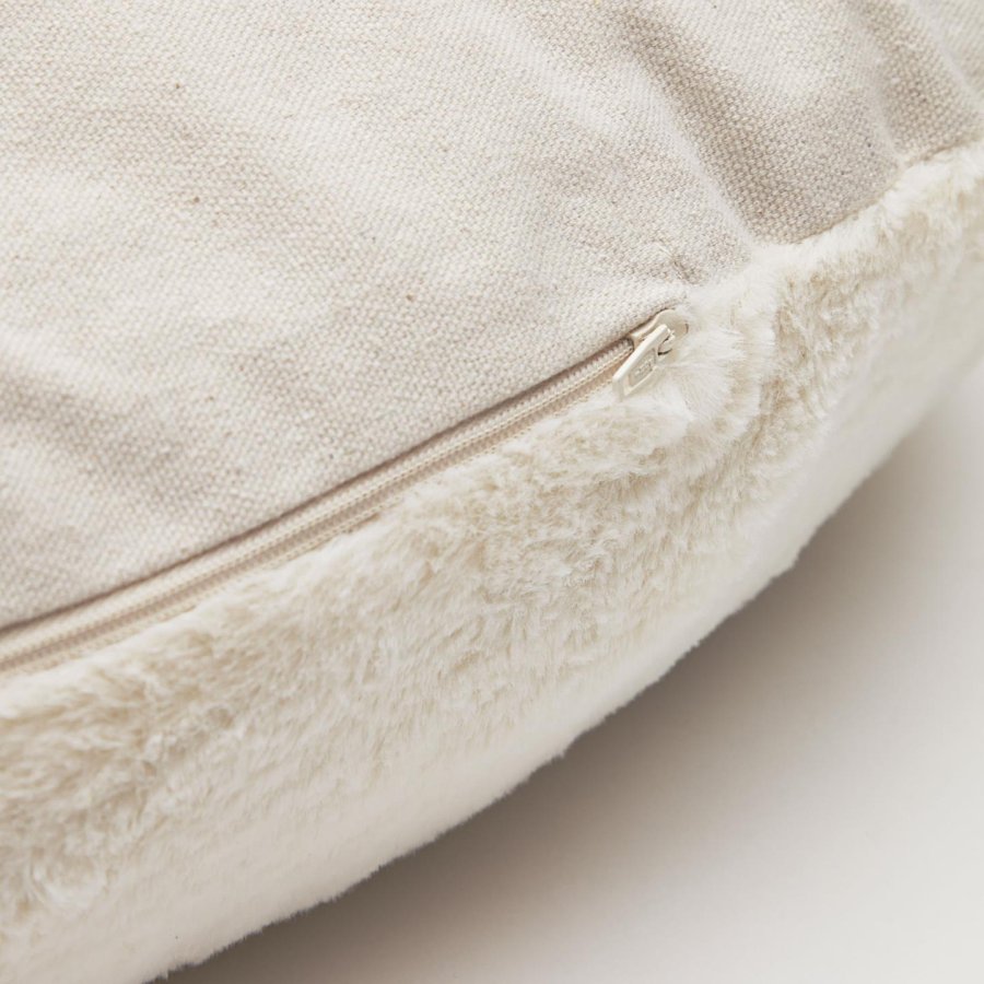 KAVE HOME Codie kjledyrpute, oval - hvit pels bomull/polyester (60x40)