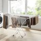 SONGMICS t�rkestativ, metall t�rkestativ for t�y, sammenleggbart, plassbesparende, frittst�ende t�rkestativ, med 2 m�kevinger, innend�rs og utend�rs bruk, senget�y, hvit ULLR540W01