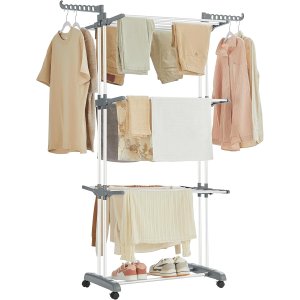 SONGMICS LLR701W01 B�rbart t�rkestativ med hjul, 4 niv�er, sammenleggbart, 63,5 x 128 x 173 cm, stor kapasitet, enkel montering, innend�rs og utend�rs bruk, hvit