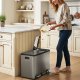 SONGMICS 3 x 15 l k&ouml;ksavfallsbeh�llare, 3-facks �tervinningsbeh�llare med 15 sops&auml;ckar, l&ouml;stagbara innerbeh�llare, lock, handtag, mjukst&auml;ngning, rostfritt st�l, silver LTB145EZ01