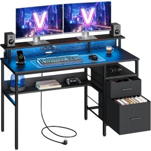 VASAGLE Skrivebord med stofskuffer, Computerbord med sk�rmstativ, LED-belysning, 55 x 135 x 90 cm, Indbyggede stikkontakter, 2 USB-A-porte, til hjemmekontor, Ebony Black LWD094B56