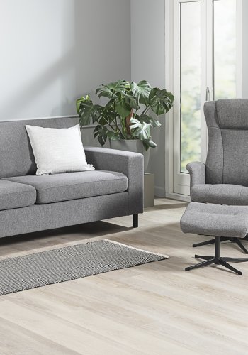 Pan 2,5-Sitzer-Sofa – grauer Polyesterstoff und schwarzes Holz