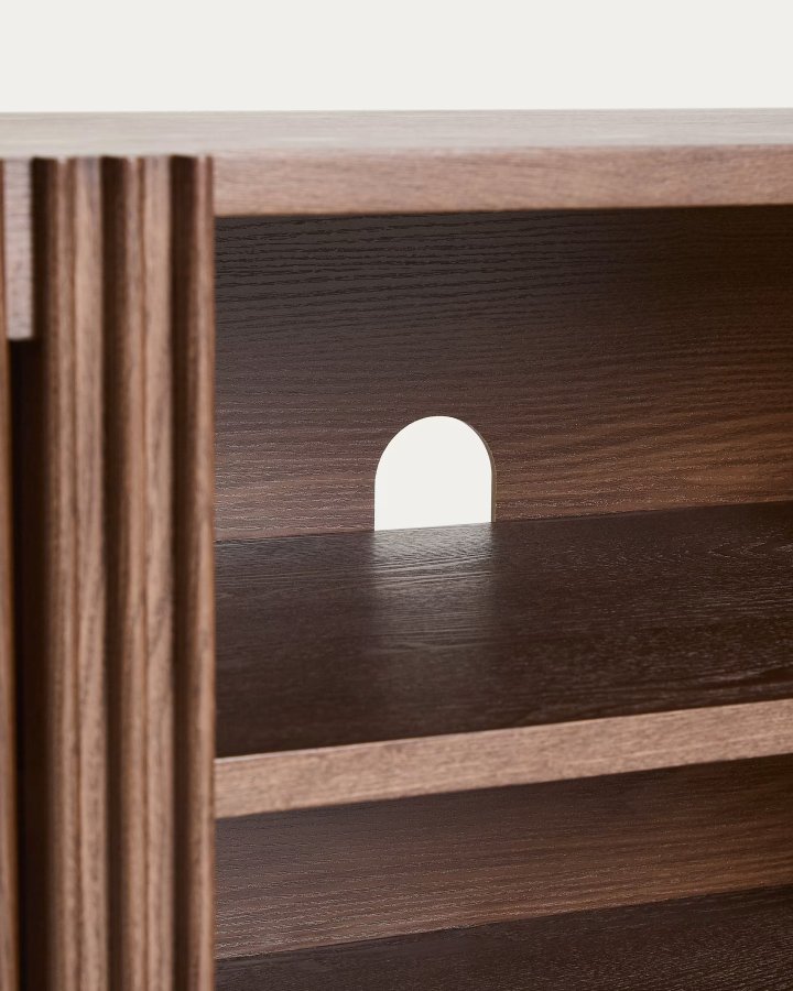 KAVE HOME Beyla TV-bord, m. 2 d�rer og 3 hyller - askefin�r med valn�ttfinish (180x49,5)