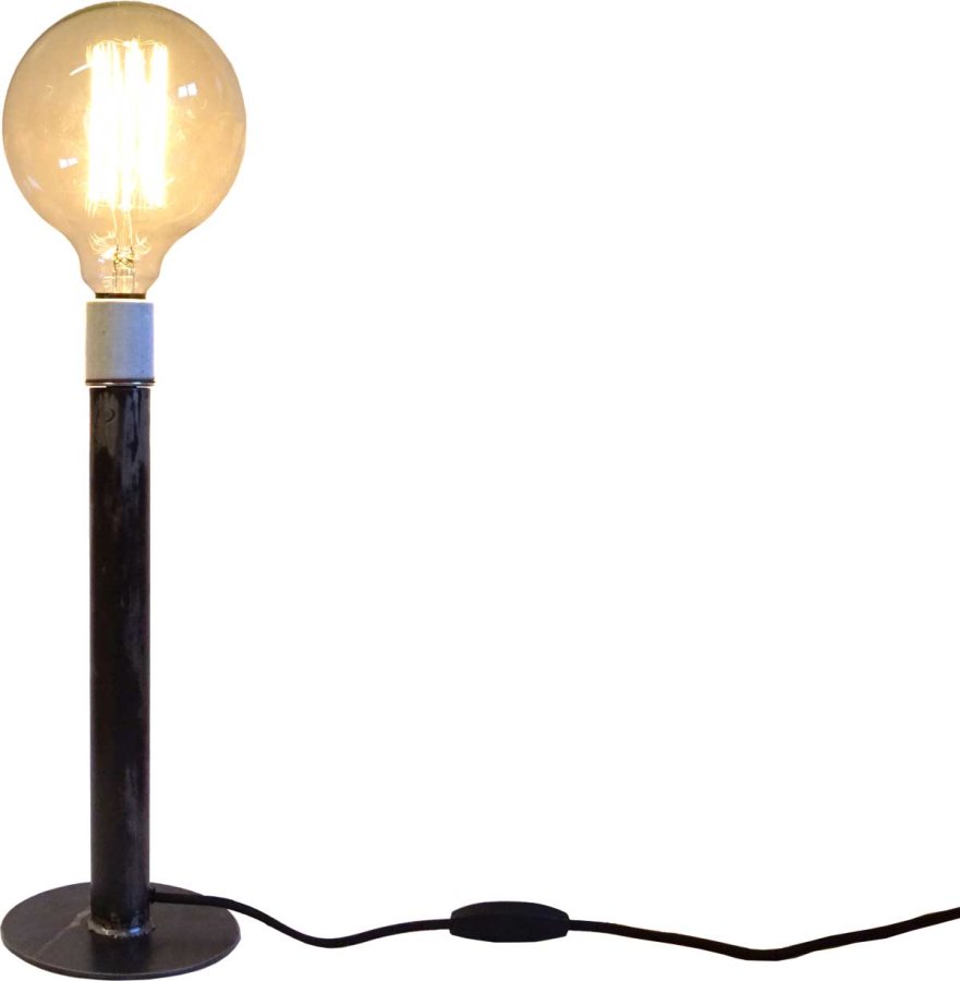 VAREMERKE LIVING bordlampe - lakkert jern 