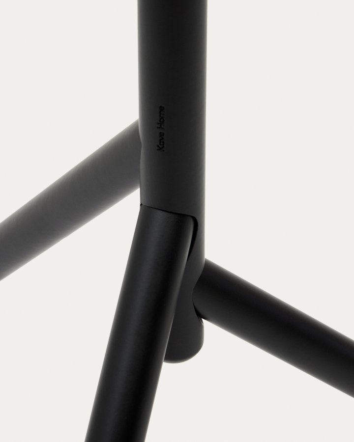 KAVE HOME Nadue klesstativ i heltre bk med svart finish 170 cm