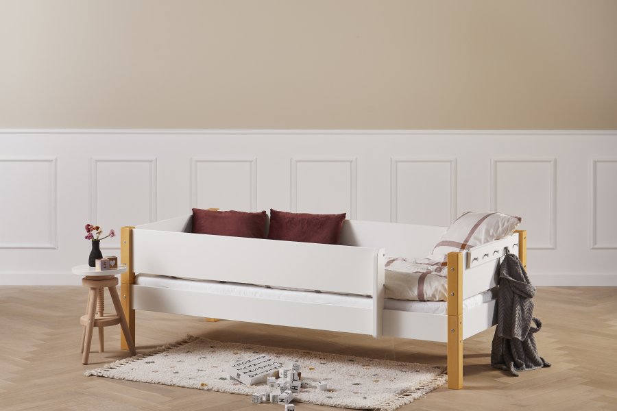 Manis-H Odin Enkels&auml;ng med klassisk s&auml;nggrind - 160 cm - 90x160