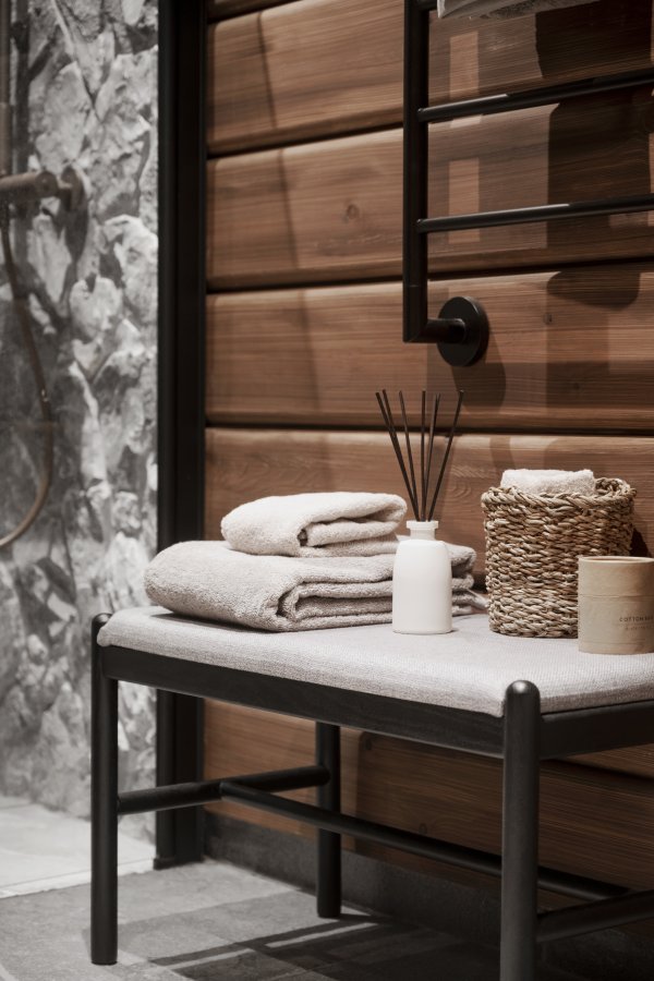 ROWICO rektangulr Milford bnk - gr polyester og sort eg (80x40)