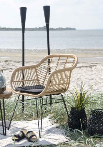 HOUSE NORDIC Trieste spisestuestol - naturrotting/metall, m. armlener, inkl. pute