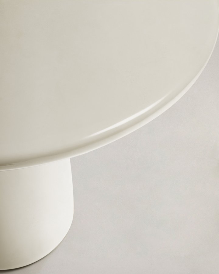 KAVE HOME Albanella salongbord i sement med blank hvit finish  85 cm