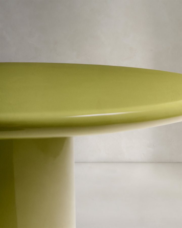 KAVE HOME Albanella salongbord i sement med blank grnn finish  85 cm