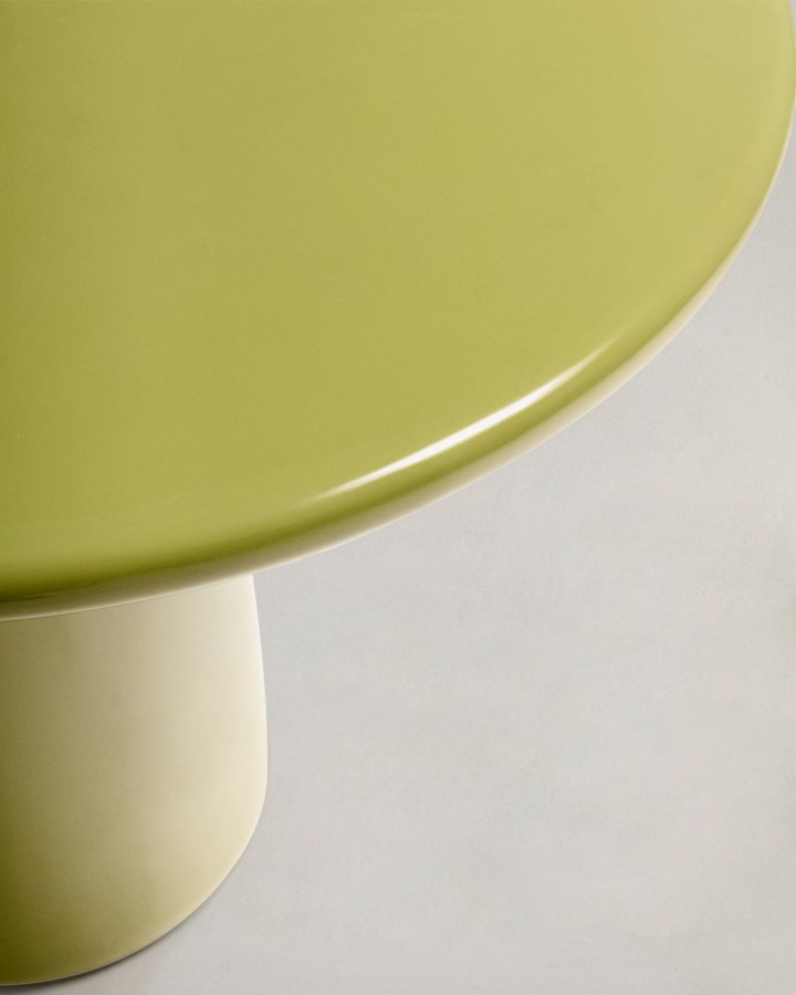 KAVE HOME Albanella salongbord i sement med blank grnn finish  85 cm