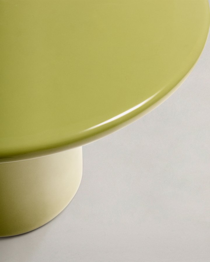 KAVE HOME Albanella salongbord i sement med blank grnn finish 110 cm