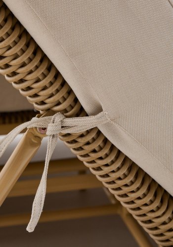 KAVE HOME Meria dobbel solseng i syntetisk rotting med ben i FSC 100 % heltre akasie