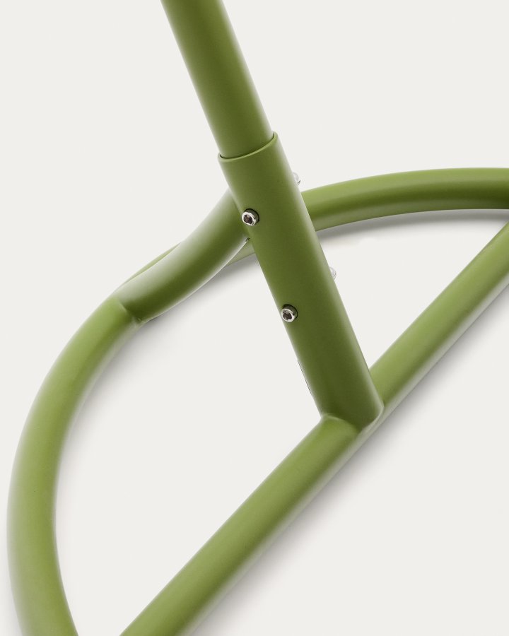 KAVE HOME Saliga grnn hengende lenestol med aluminiumsbase og syntetisk rotting