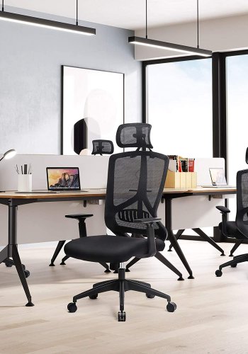 SONGMICS Ergonomisk kontors- och skrivbordsstol med svankstd, svngbar datorstol med justerbart nackstd och armstd, lutningsfunktion och hjdjustering, svart OBN53BK