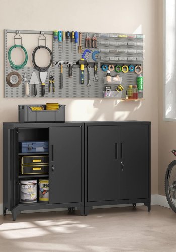 SONGMICS Arkivsk�p, Multifunktionellt Garagesk�p, Kontorssk�p med 2 D�rrar, L�sbart Sk�p, St�lf�rvaringssk�p, Djup F�rvaring med Hyllor, F�r Arbetsrum, Vardagsrum, Svart OMC013B01