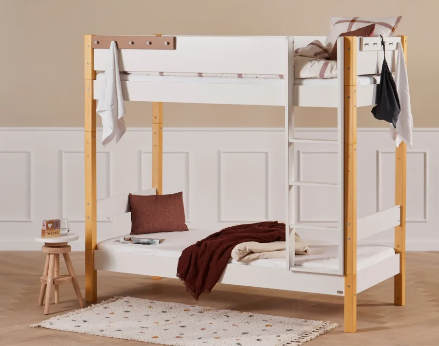 Manis-H&nbsp;Maia H�jseng med classic sengehest - 200 cm&nbsp;-&nbsp;90x200