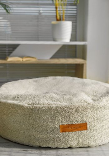 ANIMOOD Coco Pouf für Haustiere, rund – hellbeiger recycelter Bouclé-Stoff (67)