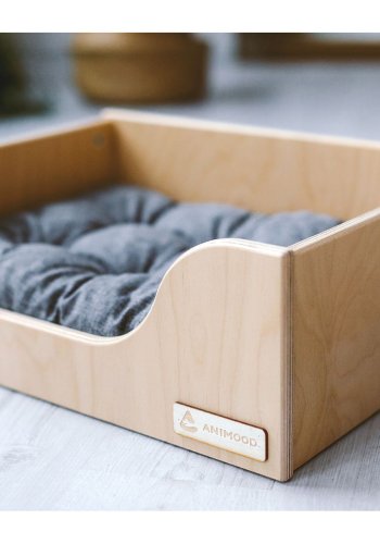 ANIMOOD Marti hundeseng, m. lys gr pute - naturlig kryssfiner (66x50)