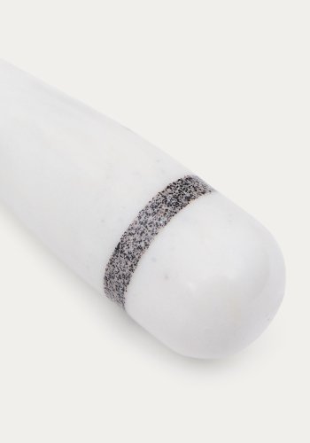 KAVE HOME Nira pner i svart og hvit marmor