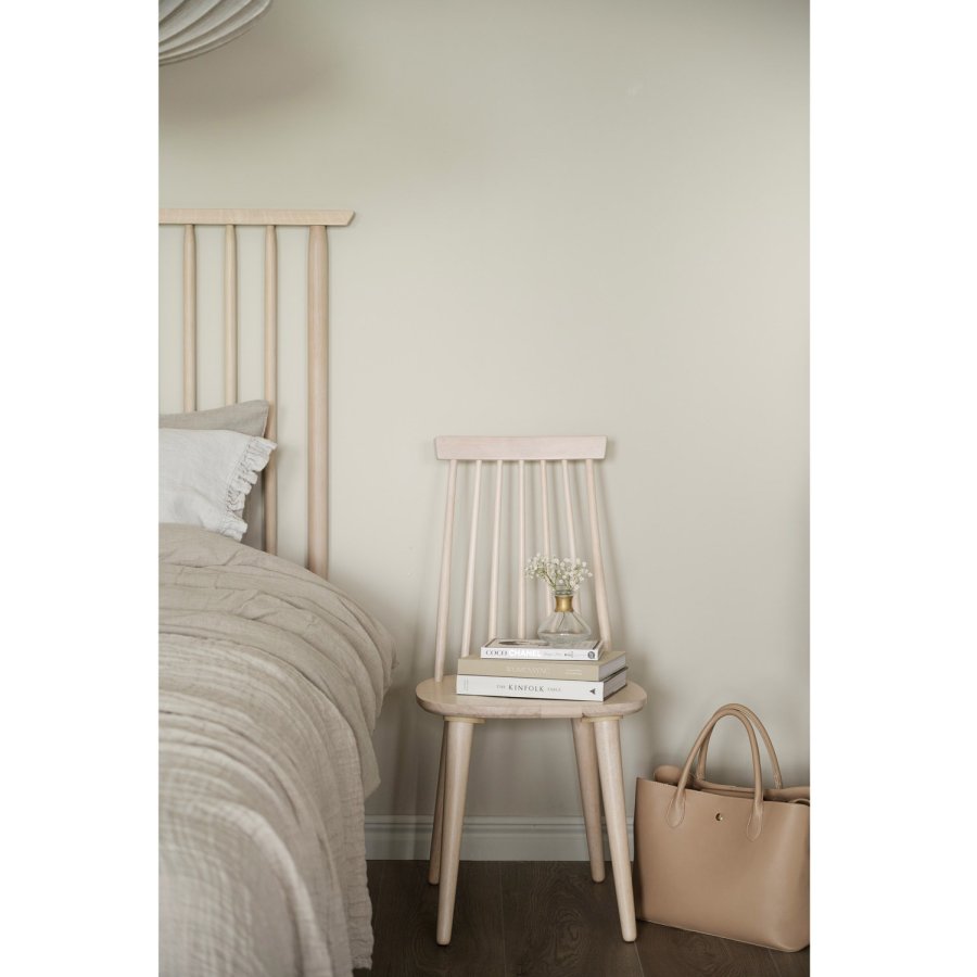 ROWICO Riggins sengegavl - hvitpigmentert eik og metall (B:194)