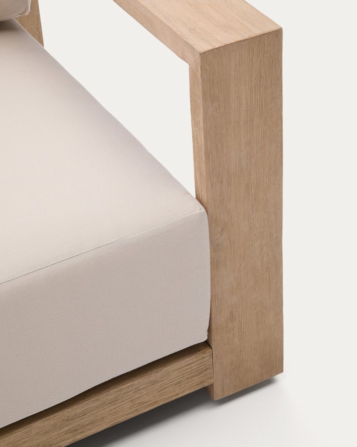 KAVE HOME Ambra lenestol i heltre akasie med en lys finish