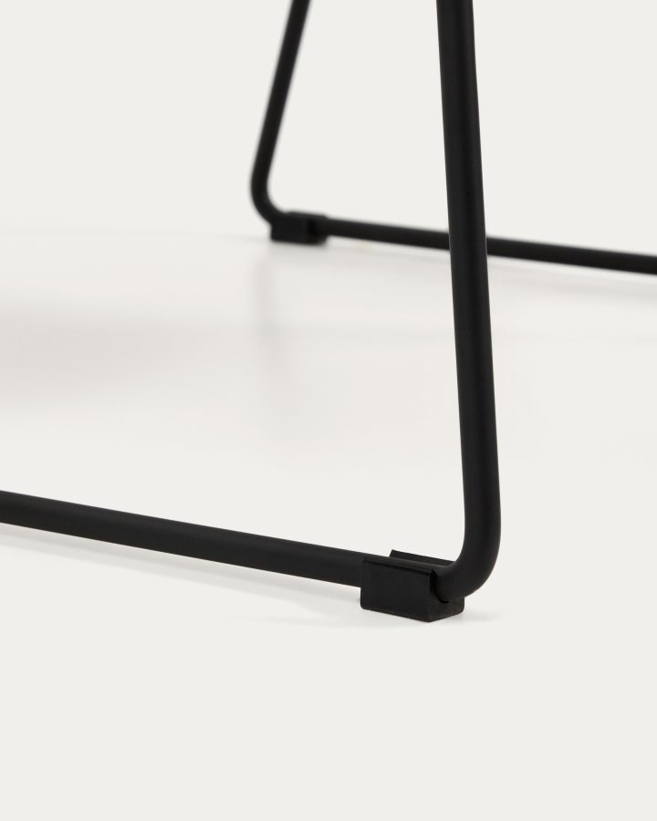 KAVE HOME Asen l�nestol - beige chenille og sort st�l