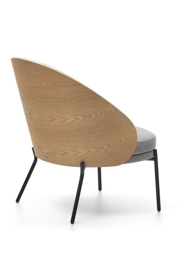 KAVE HOME Eamy lenestol - lysegrt stoff, finér i naturlig ask og sort stl