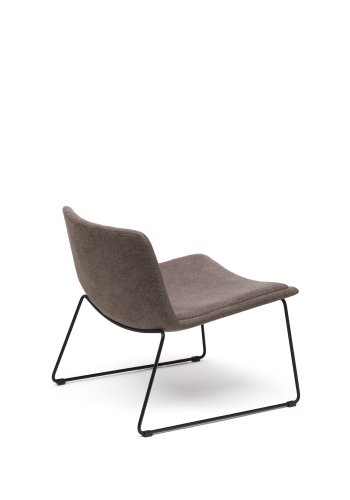  KAVE HOME Zahara brun lenestol og stl i svart utfrelse, 100 % FSC