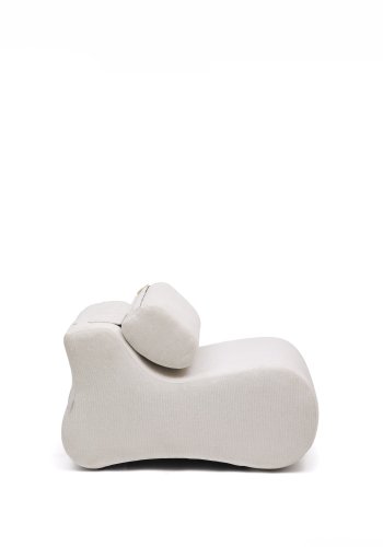 KAVE HOME Club lenestol, m. sammenleggbar hodesttte - perlefarget chenillestoff