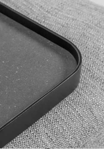 KAVE HOME liten Compo bricka - svart MDF och stl