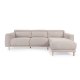 KAVE HOME Singa 3-manns sofa, med hyre sjeselong - beige stoff og naturlig bketre