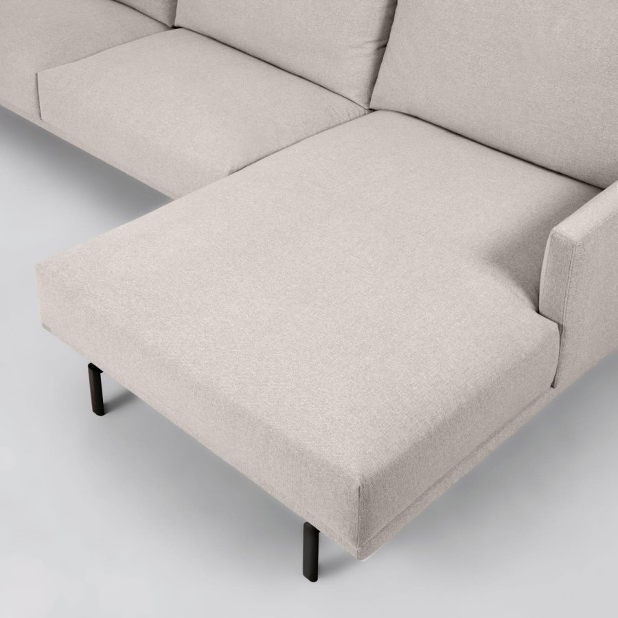 KAVE HOME Galene 4-manns sofa, med hyre sjeselong - beige resirkulerte fibre og jern