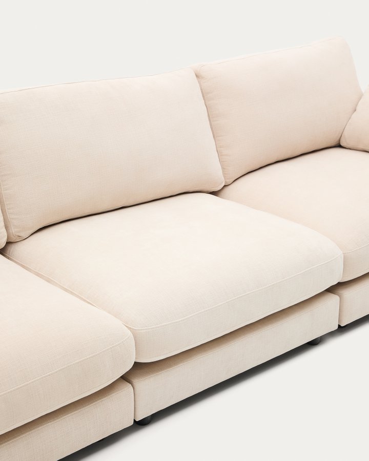 KAVE HOME Sofa Gala 4-seter i beige chenille FSC Mix Credit 300 cm