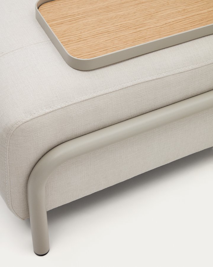 KAVE HOME Lite Compo-brett i eikefiner med naturlig finish og beige metallstruktur