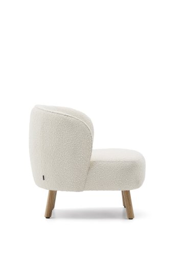 KAVE HOME Ulit lenestol - hvitt boucléstoff og naturlig bketre