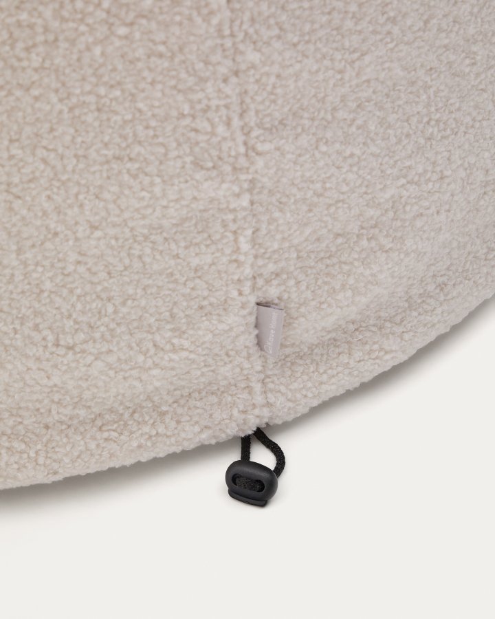 KAVE HOME Kaeli fotskammeltrekk i ecru boucl 60 cm